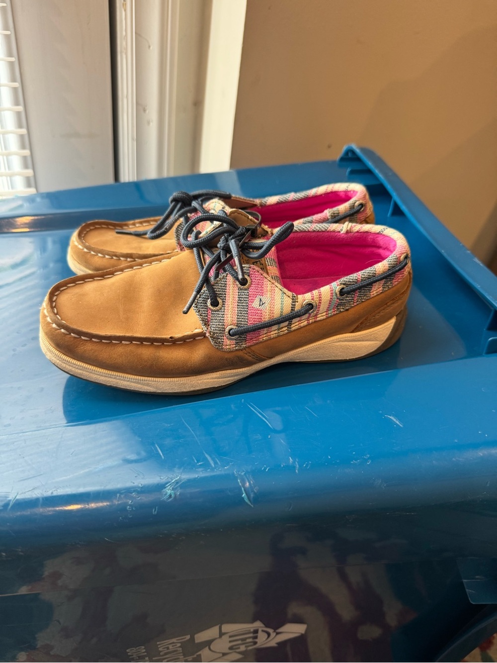 Kids Sperry Tan Boat Shoes with Pink Accent size 3M